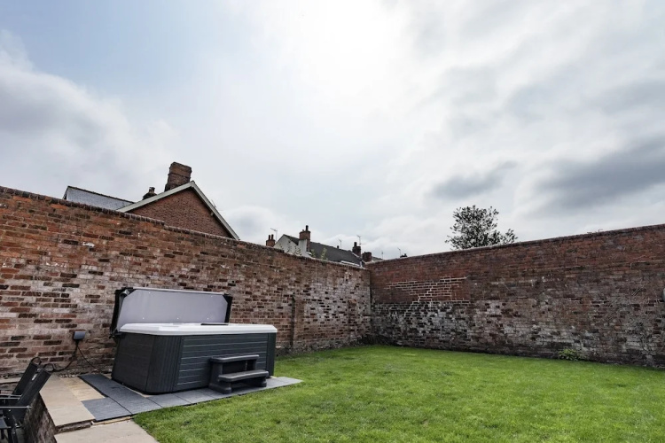 The Olde Coach House