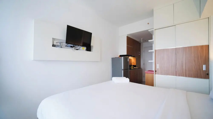 Nice And Comfy Studio At Orchard Supermall Mansion Apartment