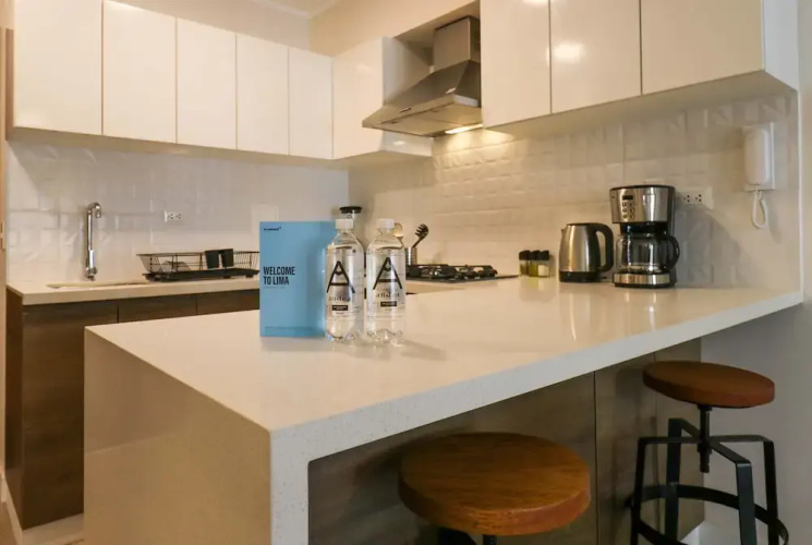 w Exceptional 1BR w Balcony in Barranco