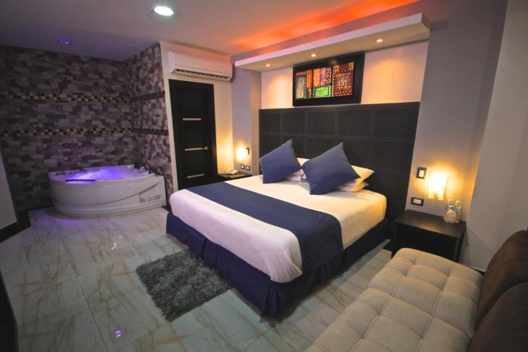 Suite with view