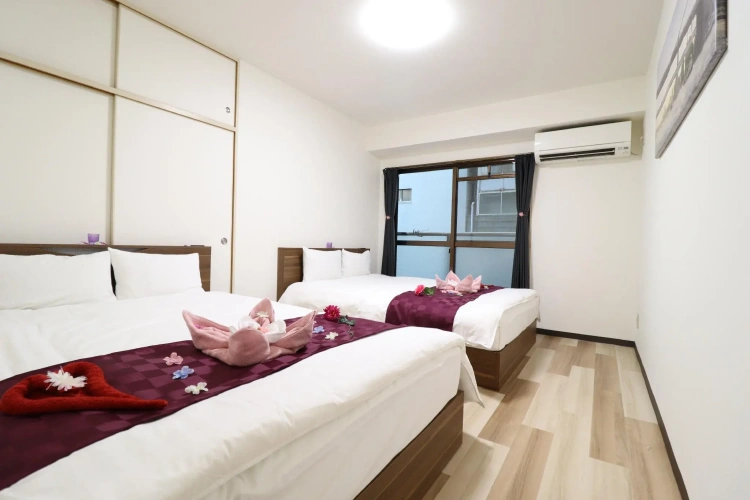 Standard Double room with city view