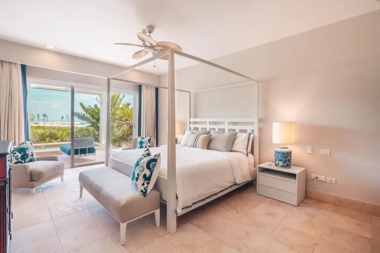 Apt w 2br-beachfront Private Pool in Sotogrande