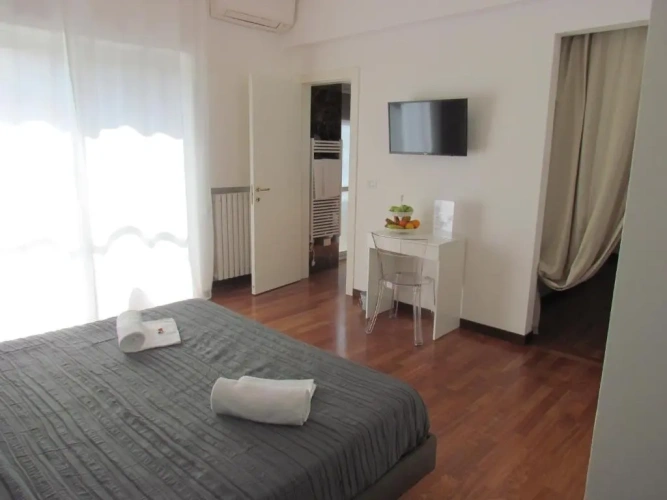 Suite with balcony