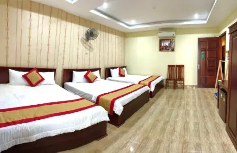 Hoa Sua Hotel