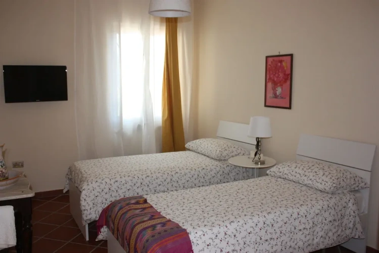 Classic Twin room with balcony