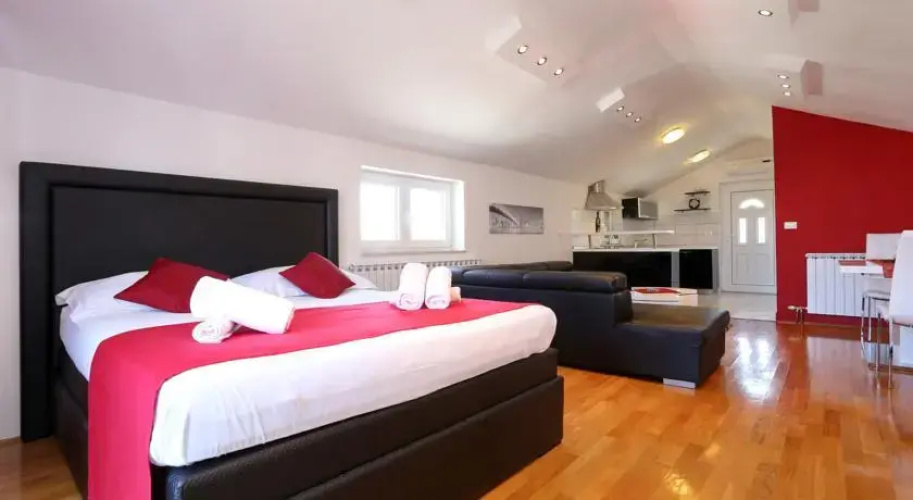 Apartments Maruna Self check-in