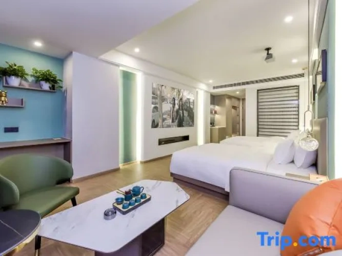 Standard Double room with river view