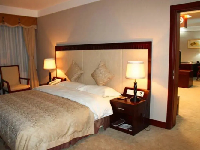 Financial Hotel