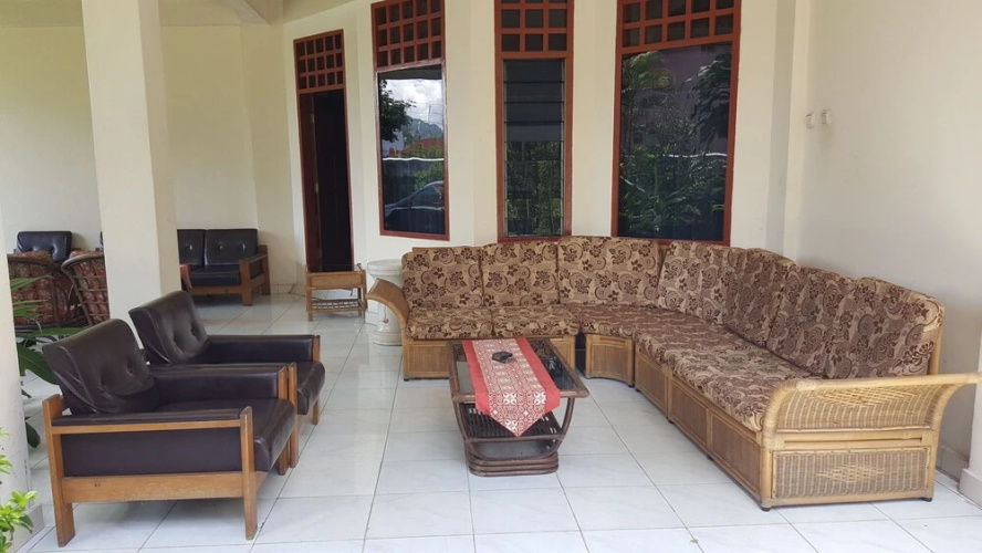 Madarana Hotel