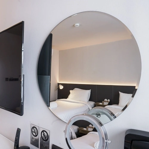 Standard Twin room with city view