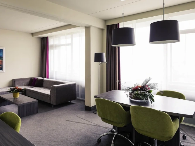 Double Suite