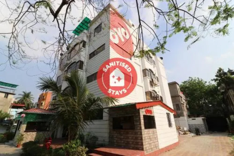 OYO Flagship 24205 White Castle