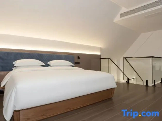 Double Duplex Suite