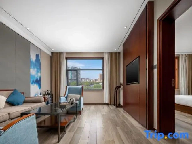 Executive Suite with view
