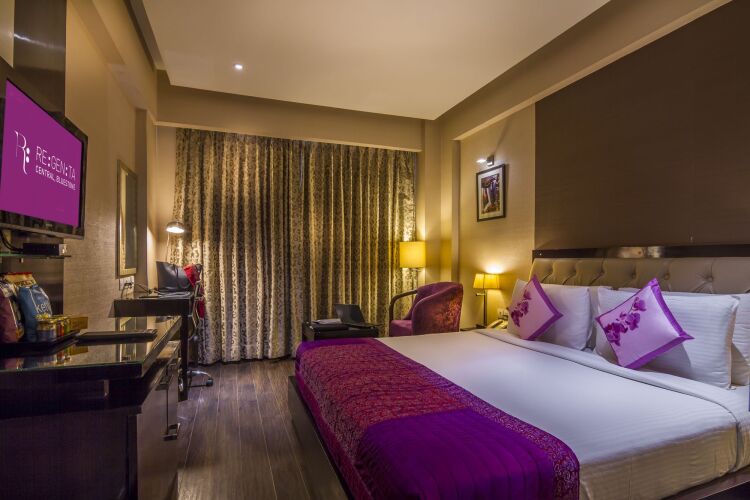 Central Blue Stone Over view