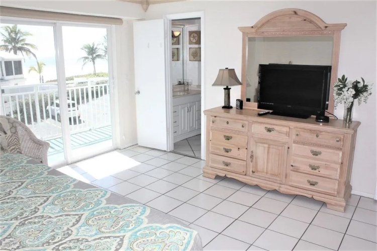 Jamaica Royale 204 - 2 Br Condo