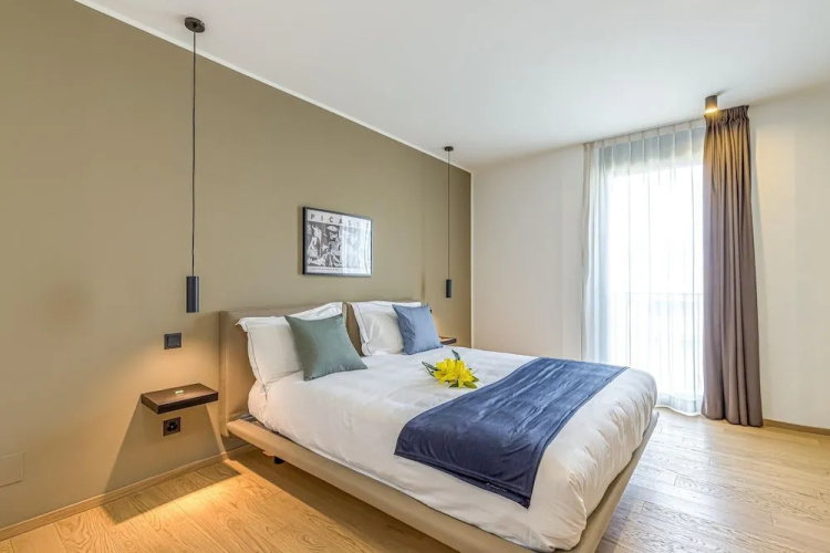 Icon H 603 Suite Executive
