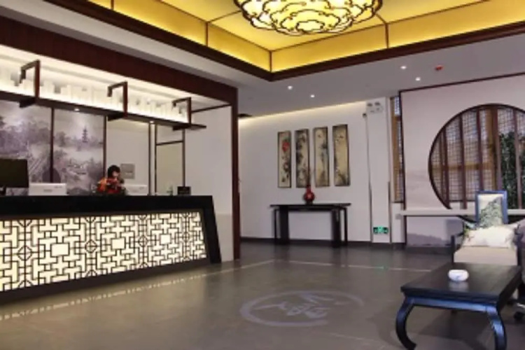 Suzhou Romantic Cabin Panmen