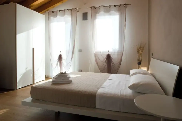 Standard Double room with garden view