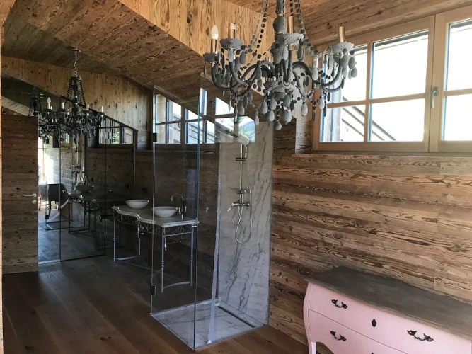 5 Bedrooms Deluxe Double Penthouse room with mountain view