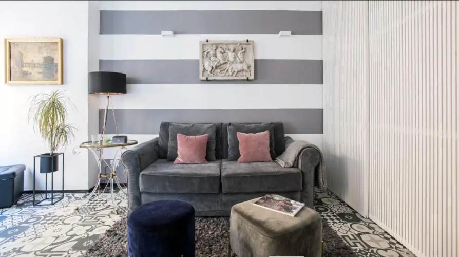 Navona Hi-Tech Apartment