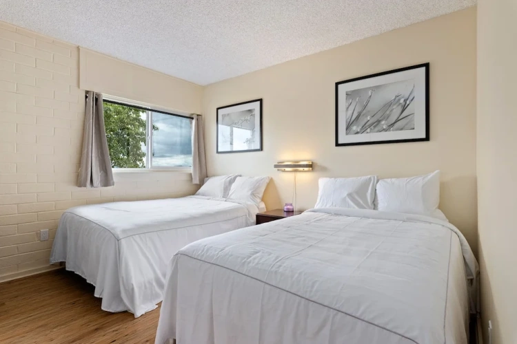 Quadruple Suite with balcony and with lake view