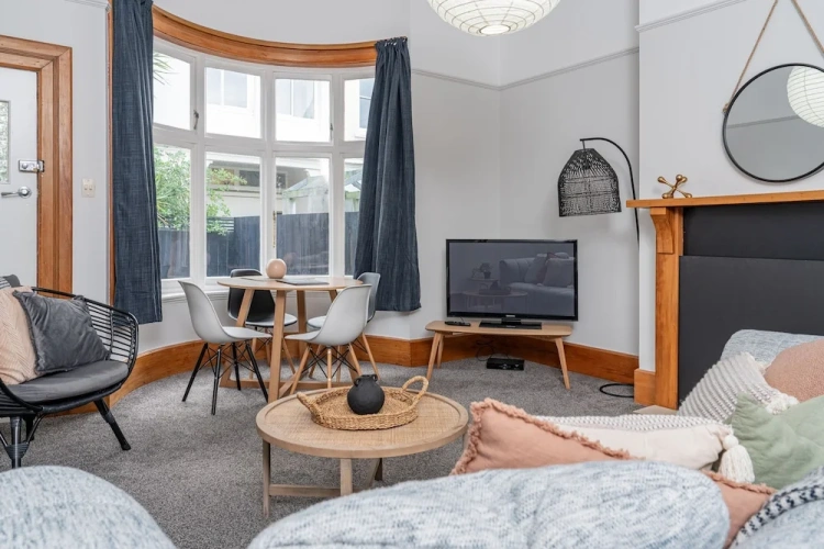2 Bedrooms Double Apartment with sea view