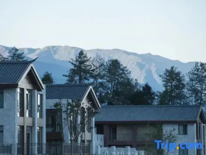 clouds villa