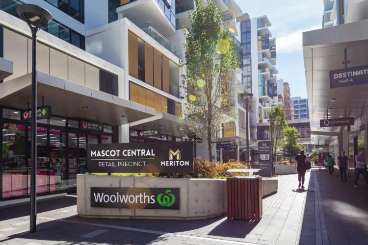 Meriton Suites Mascot CentralOver view