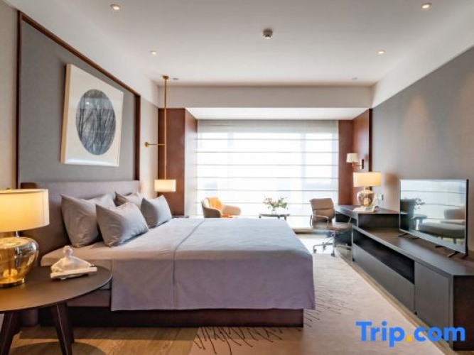 Deluxe Family Suite