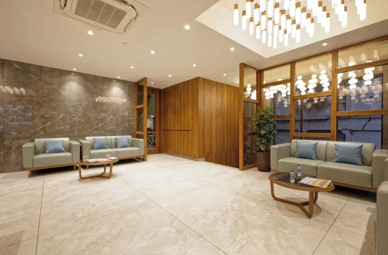Hotel Plenteous Inn