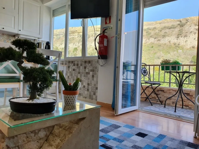 1 Bedroom Classic Apartment with balcony and with land view