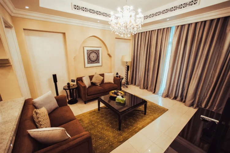 Incredible Stay at Dubai Old Town Souk Al Bahar