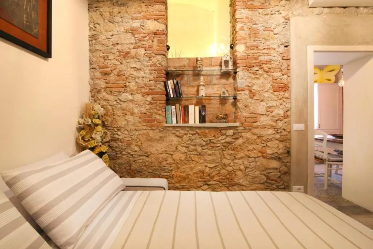 La Piccola Atene