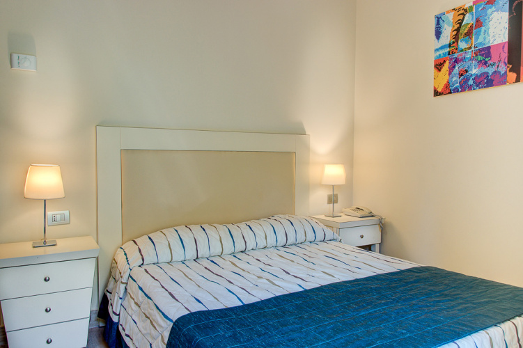 Economy Triple room