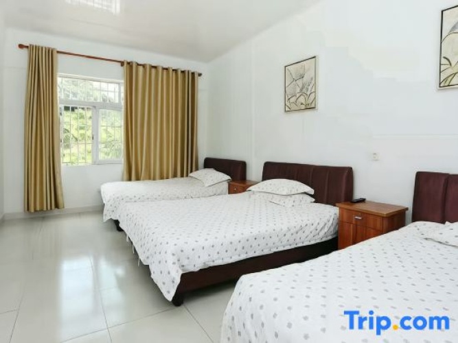 4 Bedrooms Standard room