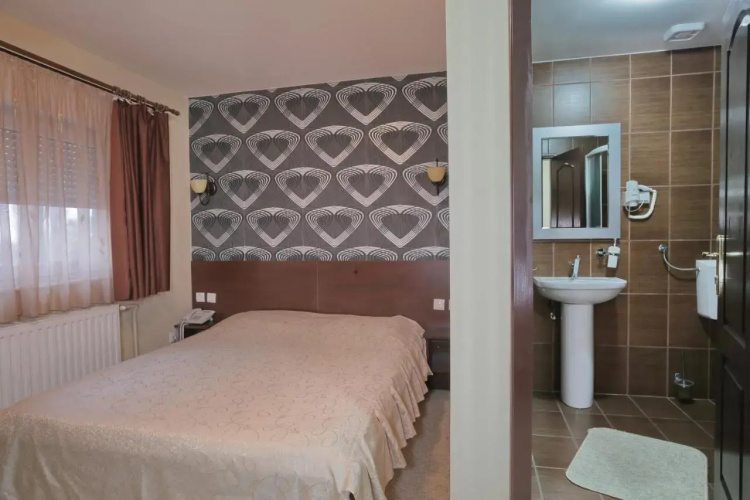 Knez Petrol Motel