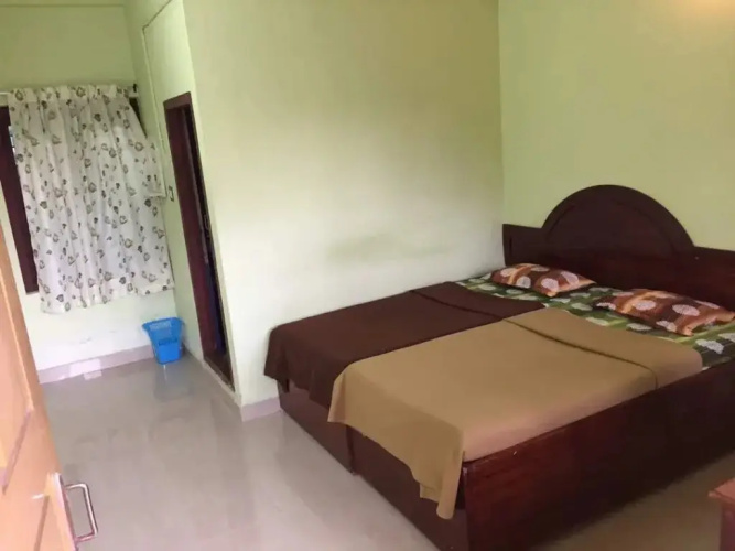 Green Tree Residency