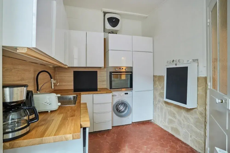 Superb Eiffel Tower Terrace Apartment