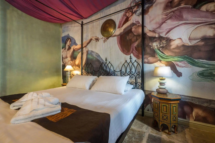 Chapel 5 Suites
