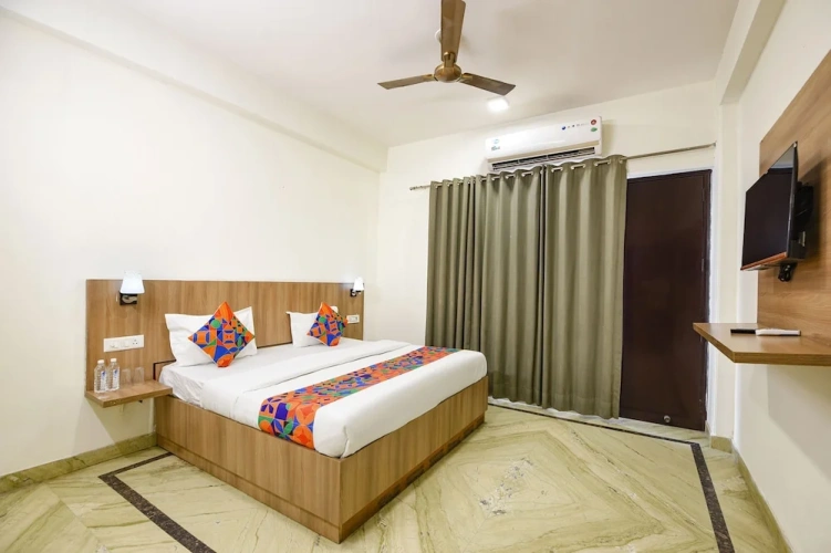 Premium room