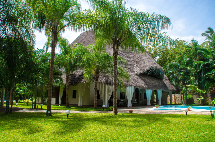 Maisha Tamu Luxury Boutique ResortOver view