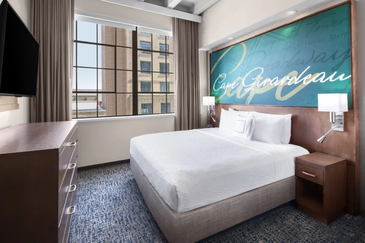 1 Bedroom Single Suite