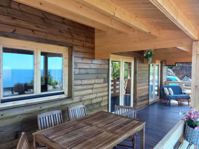 Pico Terrace