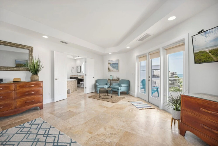 Endless Views by Distinctive Beach Rentals
