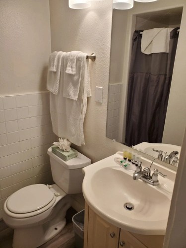 Coronado Island Inn