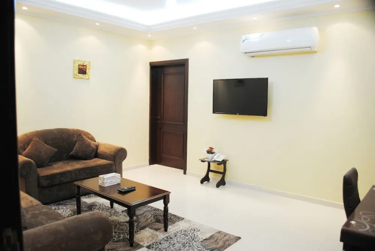 Al Drees Aparthotel