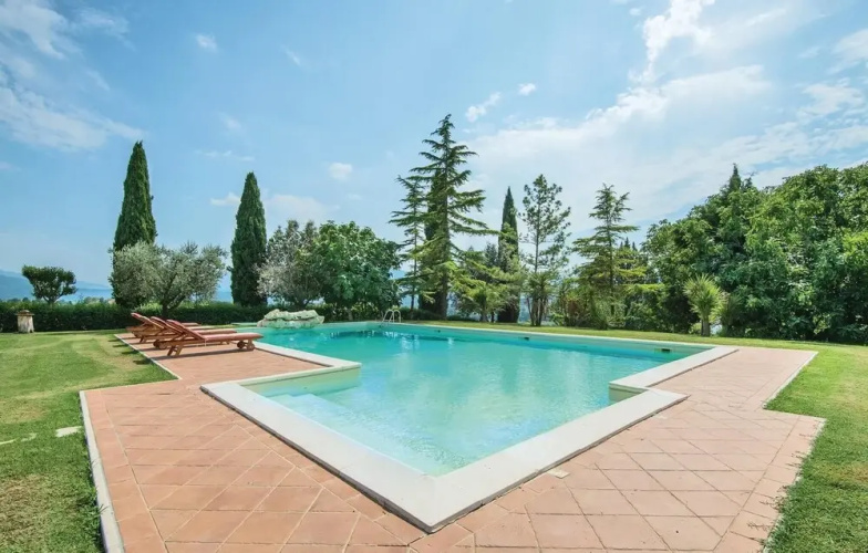 Villa S.angelo