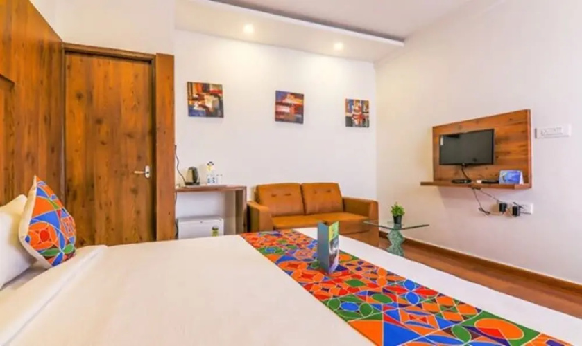 Vista Suites By FabHotel