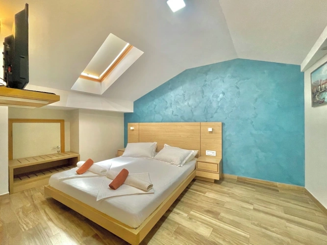 Triple Suite